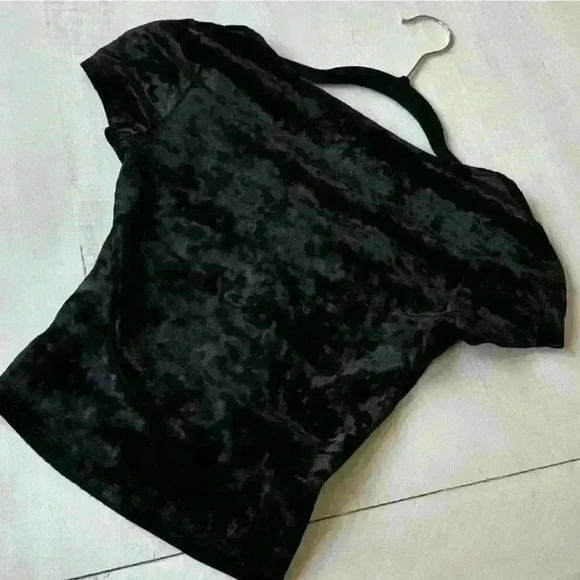 Forever 21 Women's Black Crop-top - Small - Picture 4 of 5